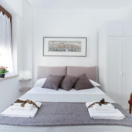 Al Centro Di Napoli Apartment Ngoại thất bức ảnh